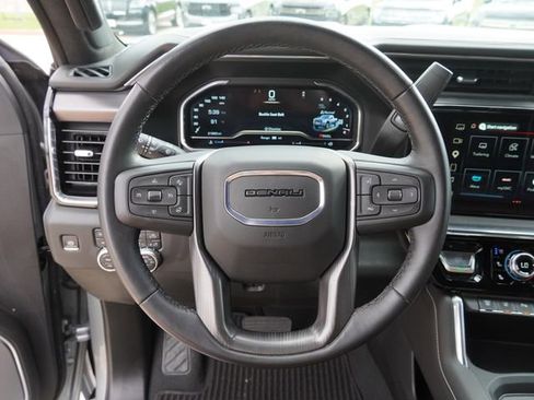 Used 2024 GMC Sierra 2500 Denali Ultimate AWD/4WD image 27