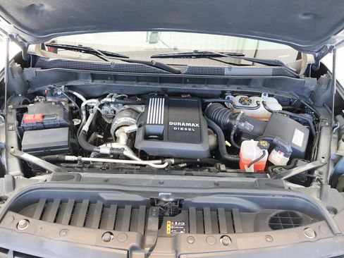 Certified 2021 Chevrolet Silverado 1500 LT w/ Z71 Off-Road Package image 44