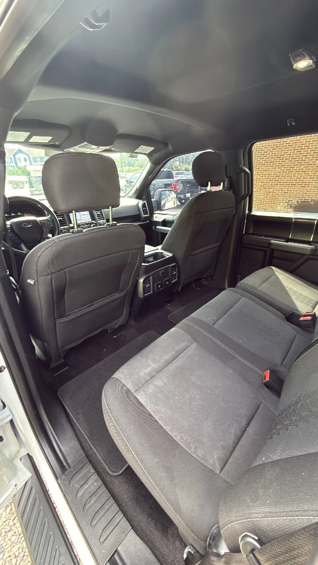 Used 2018 Ford F150 XLT w/ Equipment Group 302A Luxury AWD/4WD image 31