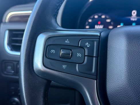 Used 2022 Chevrolet Suburban LT image 42