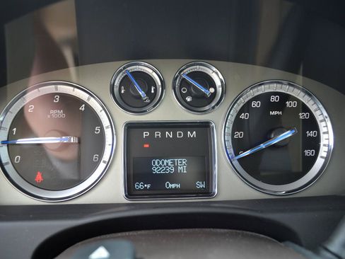 Used 2014 Cadillac Escalade Premium AWD/4WD image 19