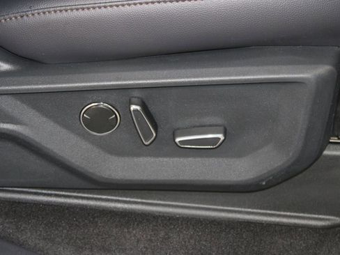 New 2025 Ford F150 Lariat w/ Equipment Group 502A High image 28