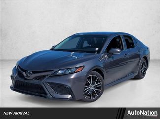Used 2022 Toyota Camry SE video 1