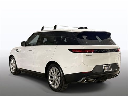 Used 2023 Land Rover Range Rover Sport SE image 12