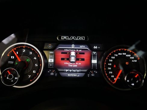 Used 2021 RAM 1500 Big Horn image 24