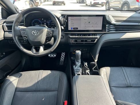 Used 2025 Toyota Camry XSE w/ Premium Plus Package AWD/4WD image 17
