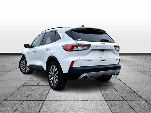 Used 2020 Ford Escape Titanium w/ Titanium Premium Package 2.0 image 3