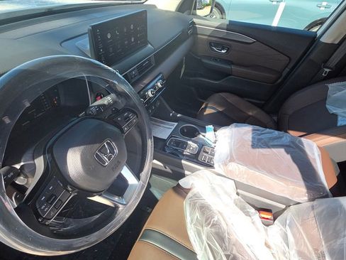 Used 2026 Honda Pilot Touring image 12