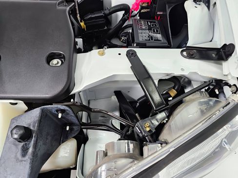 Used 2000 Chevrolet Camaro Z28 w/ SS Performance/Appearance Pkg image 22