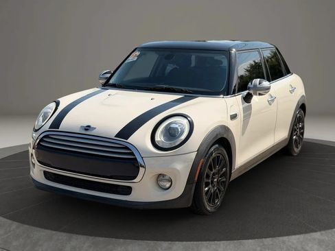 Used 2015 MINI Cooper 4-Door Hardtop FWD image 2