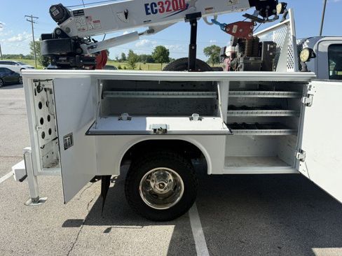 Used 2017 Ford F350 XL w/ Power Equipment Group AWD/4WD image 14
