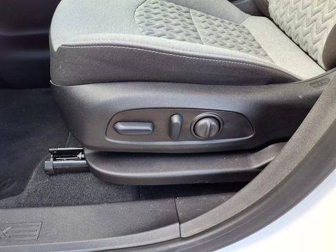 Used 2024 Chevrolet Equinox LS w/ LS Convenience Package FWD image 75