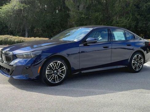 New 2026 BMW 530i xDrive 530i xDrive w/ M Sport Package image 4
