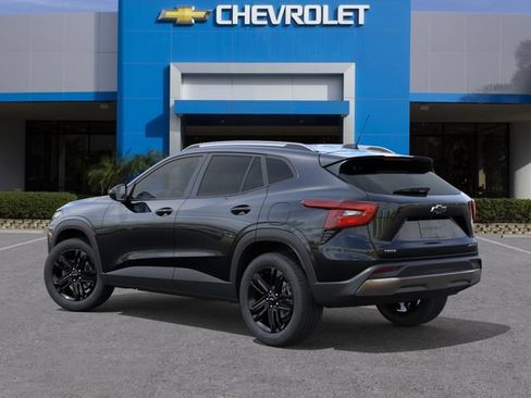 New 2026 Chevrolet Trax ACTIV w/ Driver Confidence Package FWD image 3