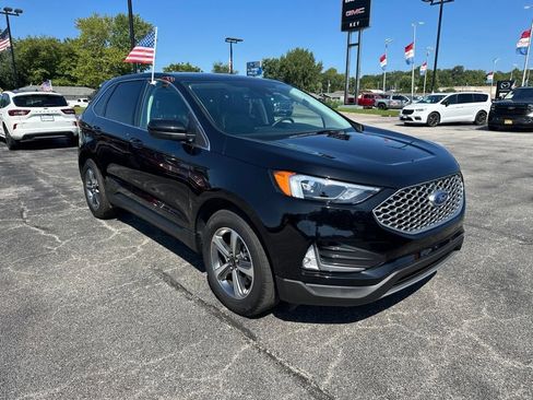 Used 2024 Ford Edge SEL w/ Convenience Package AWD/4WD image 3