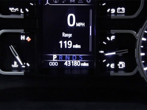 Used 2019 Toyota Tundra SR5 image 23