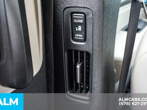 Used 2025 Honda Odyssey EX-L image 36