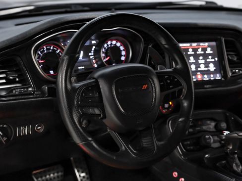 Used 2019 Dodge Challenger R/T Scat Pack w/ Dynamics Package RWD image 17