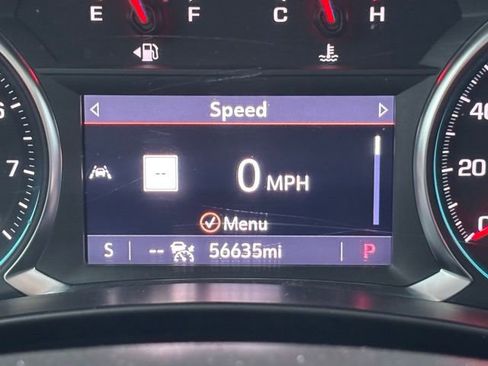 Used 2023 Chevrolet Equinox Premier image 17