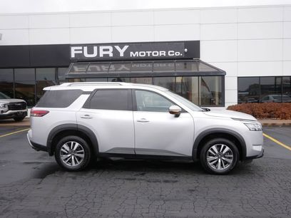 Used 2022 Nissan Pathfinder SL