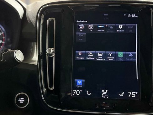 Used 2020 Volvo XC40 T5 Momentum image 61