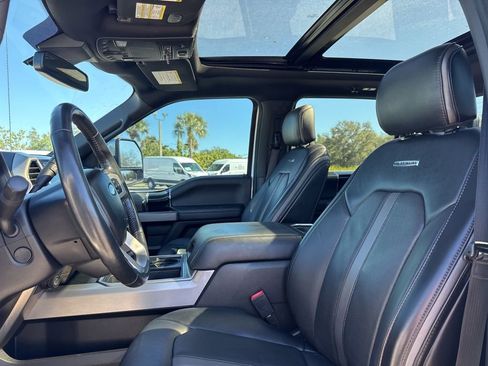 Certified 2020 Ford F450 Platinum w/ FX4 Off-Road Package image 18