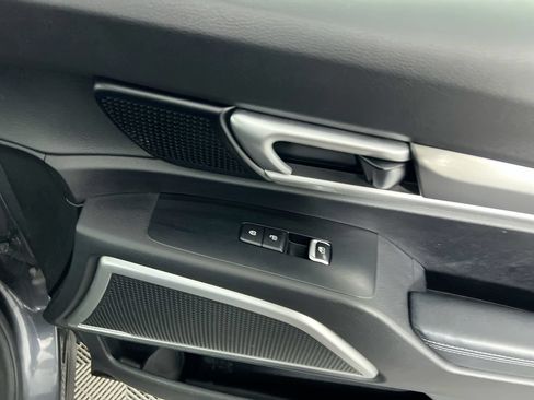 Used 2020 Kia Telluride LX FWD image 25