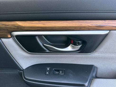 Used 2019 Honda CR-V EX image 19