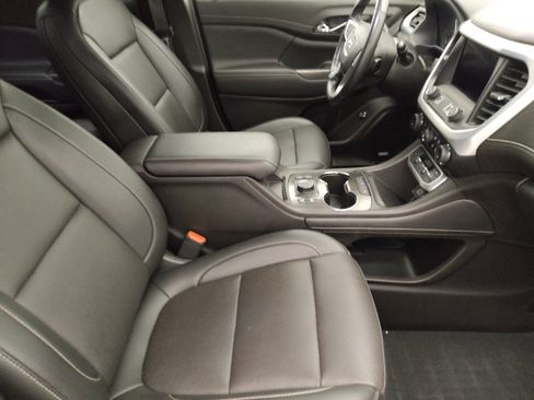 Used 2022 GMC Acadia SLT w/ Preferred Package image 21