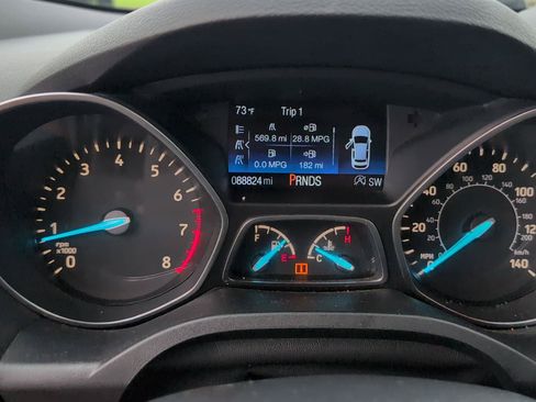 Used 2017 Ford Escape SE FWD image 26