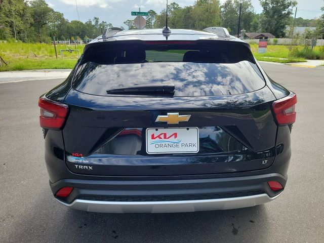 Used 2025 Chevrolet Trax LT w/ Driver Confidence Package FWD image 9