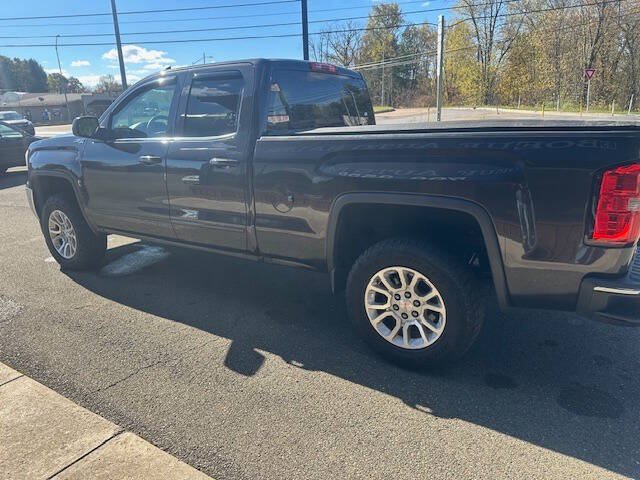 Used 2016 GMC Sierra 1500 SLE w/ SLE Value Package AWD/4WD image 5