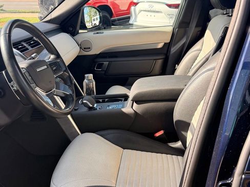 Used 2021 Land Rover Discovery S R-Dynamic AWD/4WD image 16