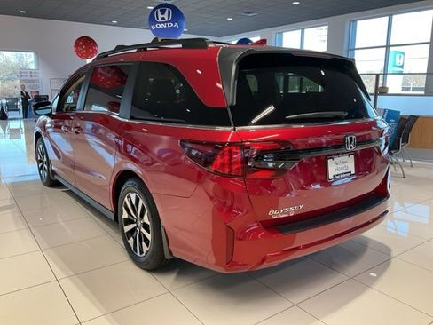 New 2026 Honda Odyssey EX-L image 17