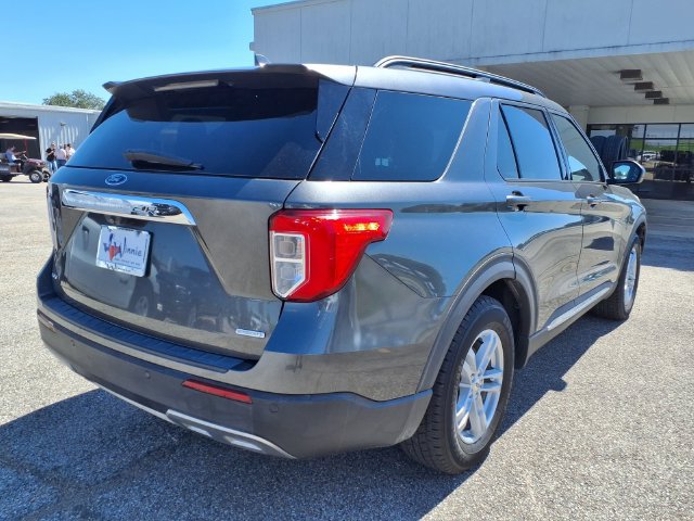 Used 2020 Ford Explorer XLT w/ Equipment Group 202A RWD image 8