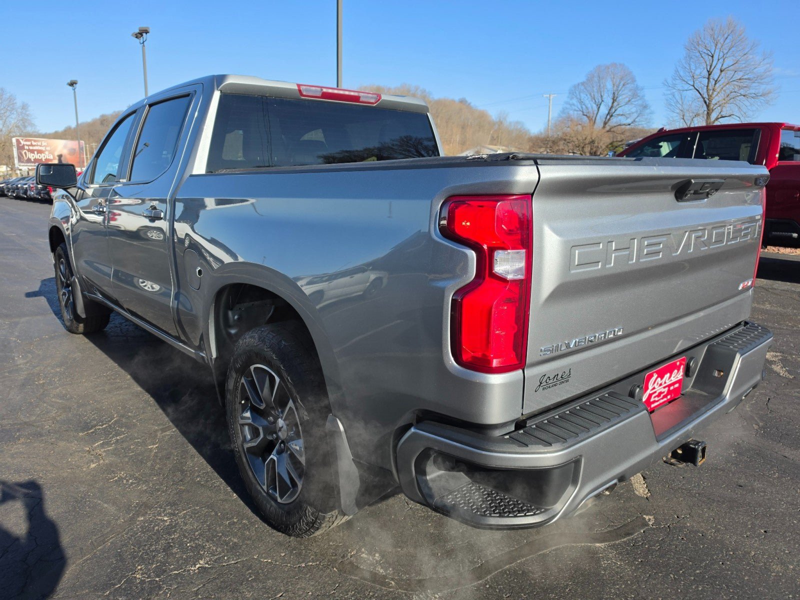 Used 2023 Chevrolet Silverado 1500 RST w/ Z71 Off-Road Package AWD/4WD image 3