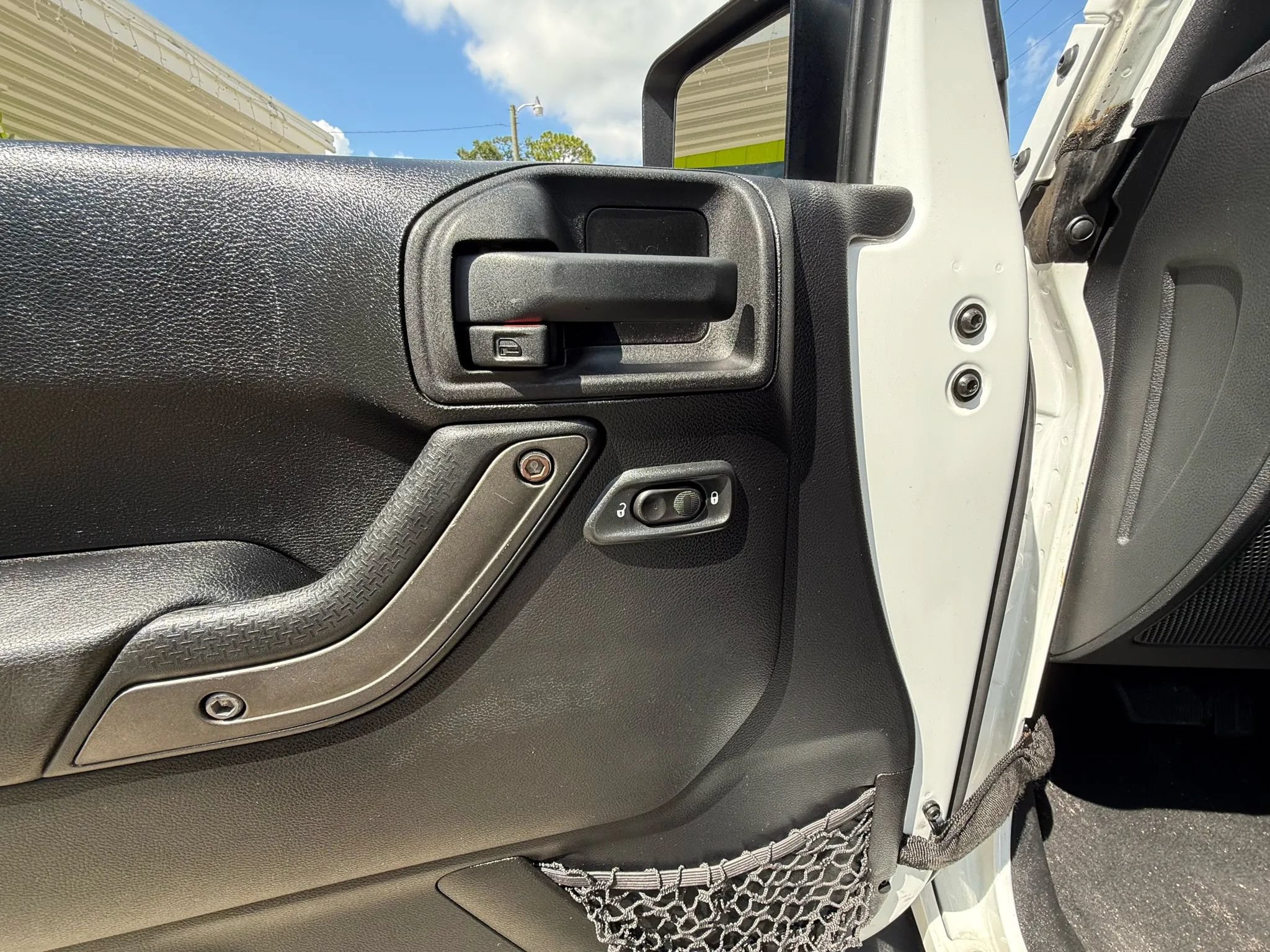 Used 2014 Jeep Wrangler Unlimited Sport w/ Quick Order Package 24S AWD/4WD image 15
