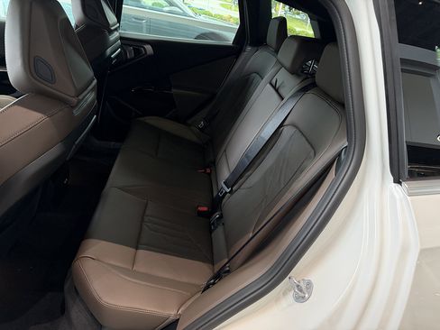 New 2026 BMW X3 xDrive30i w/ Premium Package AWD/4WD image 13