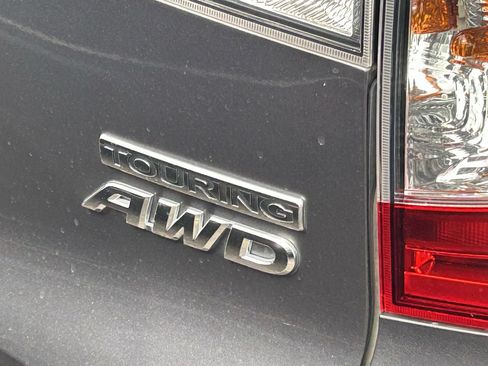 Used 2020 Honda Pilot Touring image 8