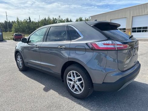 Used 2024 Ford Edge SEL w/ Convenience Package AWD/4WD image 11