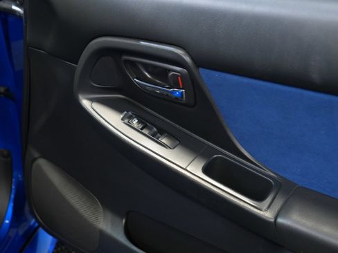 Used 2004 Subaru Impreza WRX STI image 25