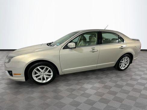 Used 2010 Ford Fusion SEL FWD image 4