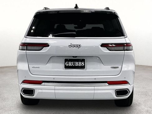 Used 2024 Jeep Grand Cherokee L Summit AWD/4WD image 4