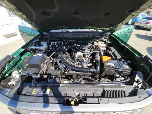 Used 2023 Ford Bronco Badlands image 17