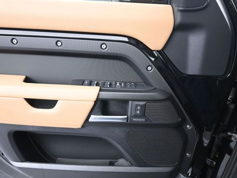 New 2026 Land Rover Defender 130 V8 image 12