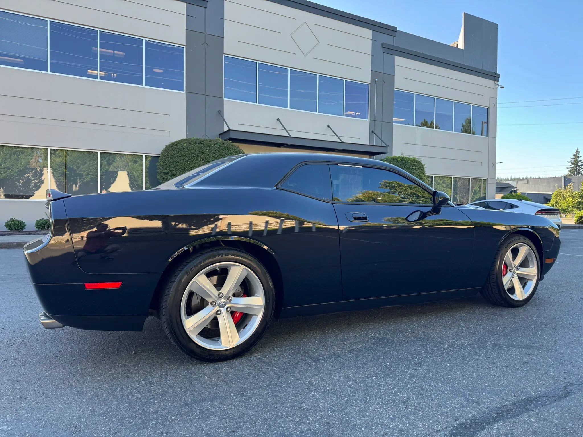 Used 2008 Dodge Challenger SRT8 RWD image 11