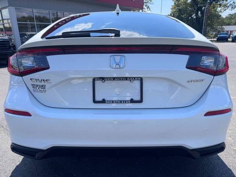 Used 2024 Honda Civic Sport image 4