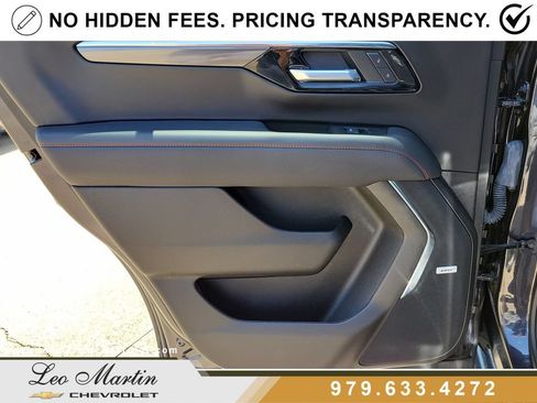 Used 2025 Chevrolet Tahoe RST w/ Advanced Technology Package AWD/4WD image 15