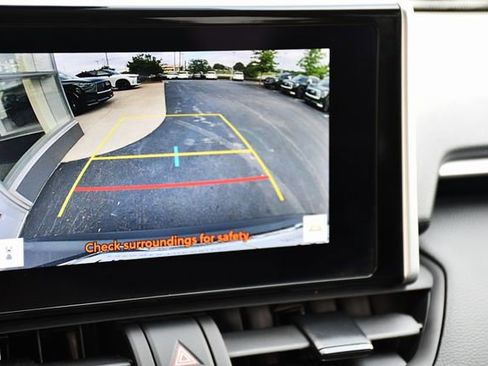 Used 2025 Toyota RAV4 XLE AWD/4WD image 3