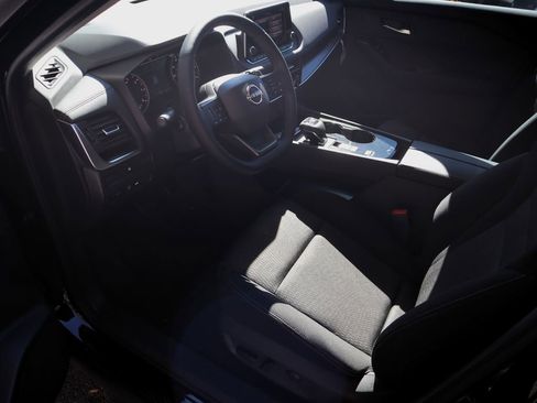 New 2026 Nissan Rogue SV image 13